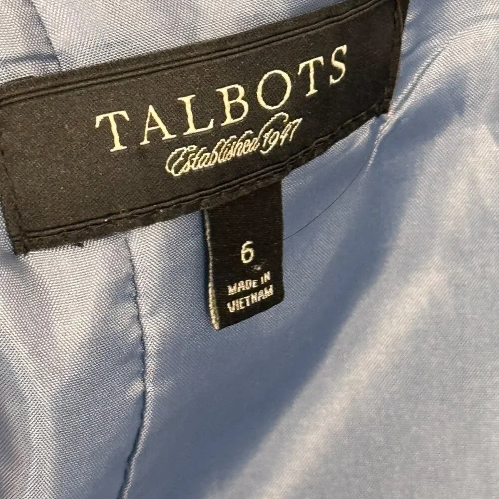Talbots Womens Blue Wool Skirt Pleated Size 6 lined knee length